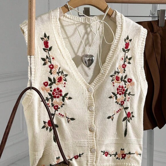 Multicolor Casual Women's Sweet Embroidered Vest - Picture 8 of 8